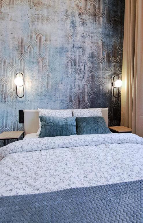Lion - Premium With Balcony Apartment *