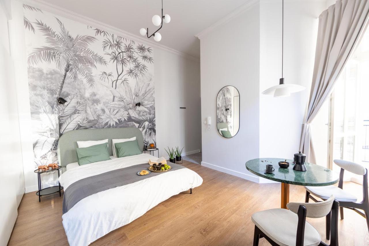 Lion - Premium With Balcony Apartament